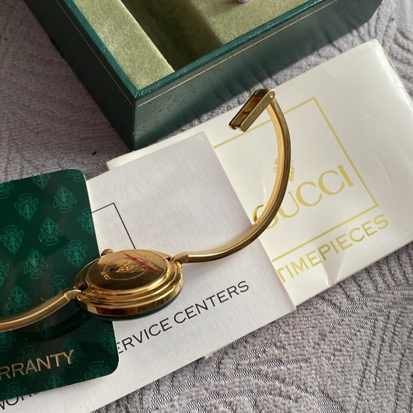 Gucci watch - Picture 6 of 6